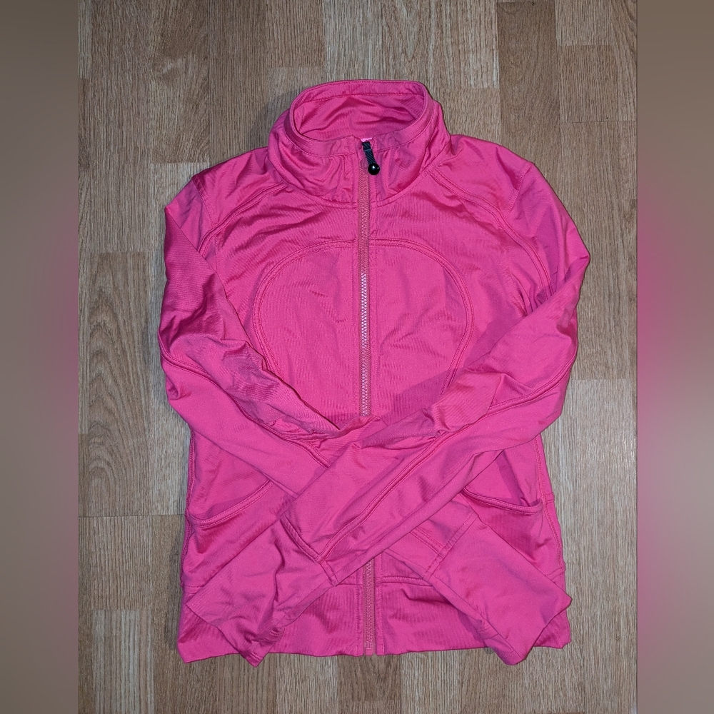 Stunning LULULEMON Women's Rouched Hot Pink Yoga Jacket 6/8 M Dress Up/Down